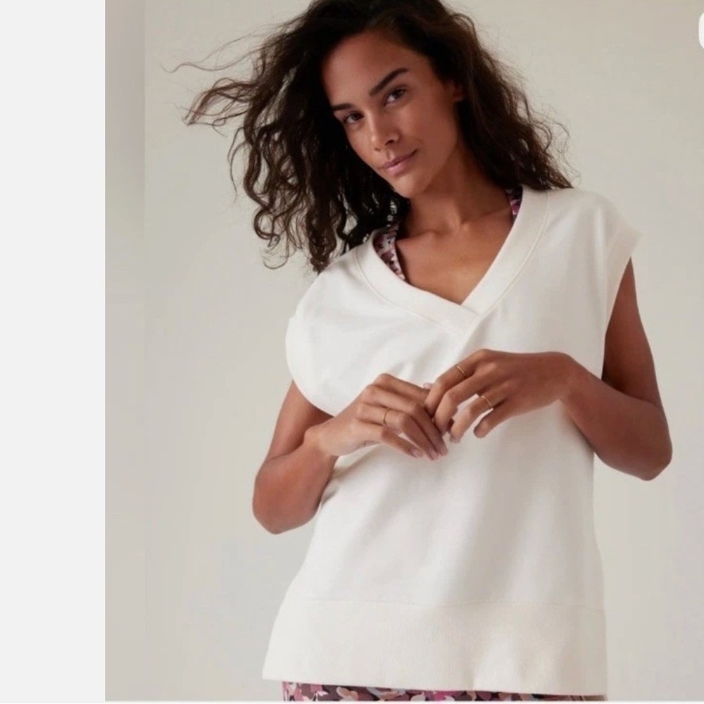 ATHLETA Retroterry‎ V-Neck Sweatshirt Tee Ivory Cream Oversized Athleisure Large